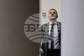 Парламент - заседание - Кирил Добрев