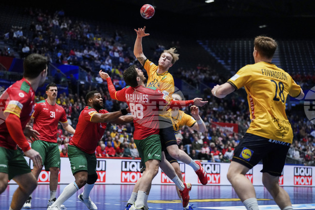 Португалия и Швеция останаха начело на група 3 от световното първенство по хандбал с равенство в директния мач