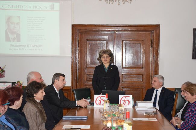 Русенски университет „Ангел Кънчев“ отпразнува с Кръгла маса 65-ия рожден ден на своето медийно лице вестник „Студентска искра“