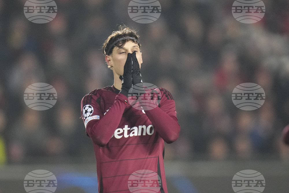 Сръбското крило Велко Бирманчевич си тръгва през лятото от Спарта (Прага) заради обтегнати отношения между него и клуба