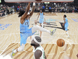 APTOPIX Celtics Clippers Basketball