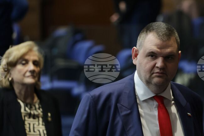 Задължително да се поиска конвергентен доклад за членството на България в еврозоната, заяви Делян Пеевски