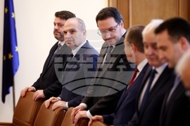 Министерски съвет - първо заседание