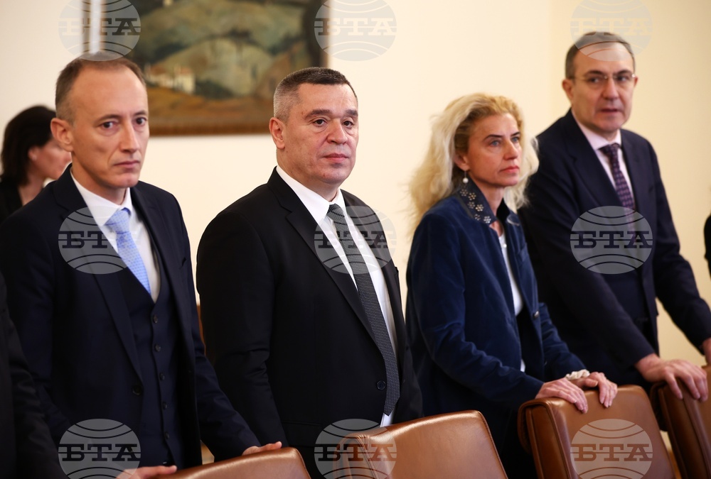 Министерски съвет - първо заседание