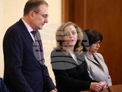 Министерски съвет - първо заседание