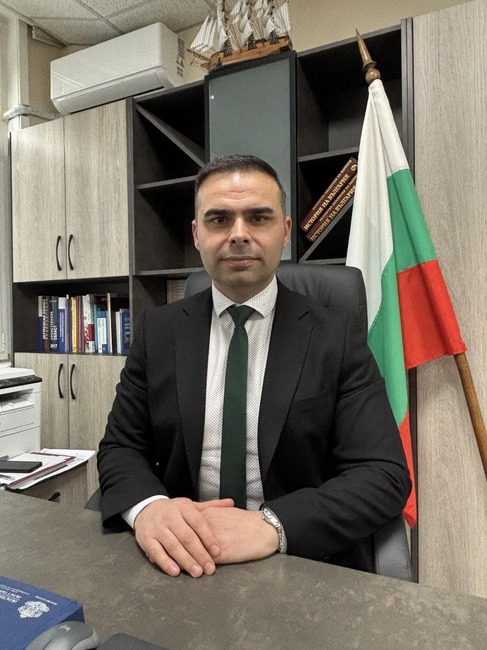 Гюрсел Хасанов напусна поста областен управител на Търговище 