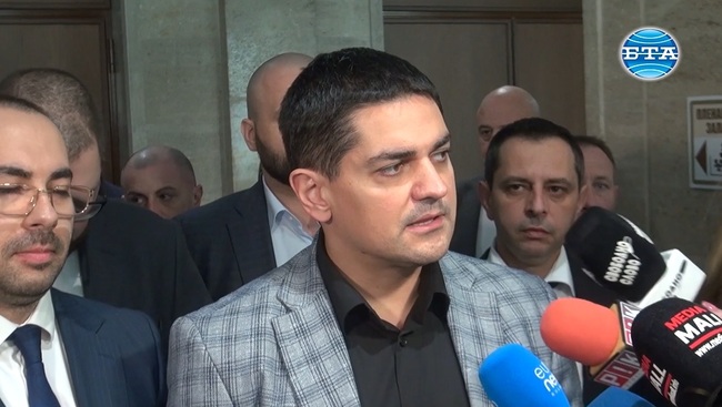 Парламентарната група на МЕЧ внесе в деловодството на парламента законопроект за промени в Наказателния кодекс, свързан с преследването на длъжниците в България 