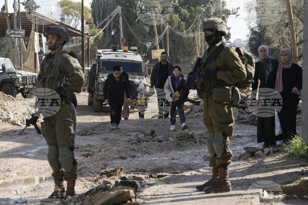 "Хюман райтс уоч" обвинява Израел във военни престъпления при експулсирането на палестинци от бежански лагери на Западния бряг