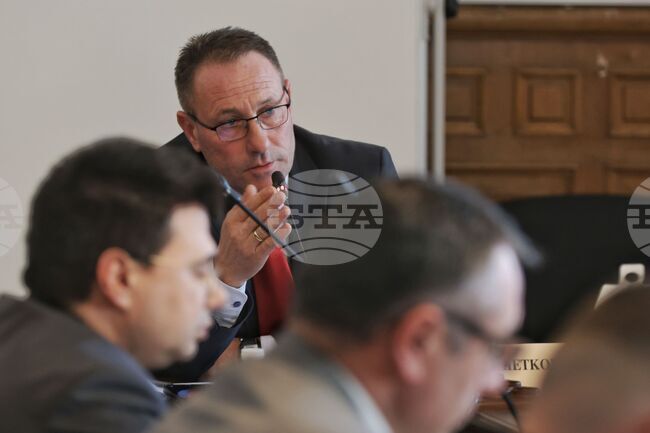 Народно събрание - Временна комисия - заседание