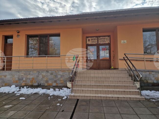 Безплатна академия за родители ще организират в Троян