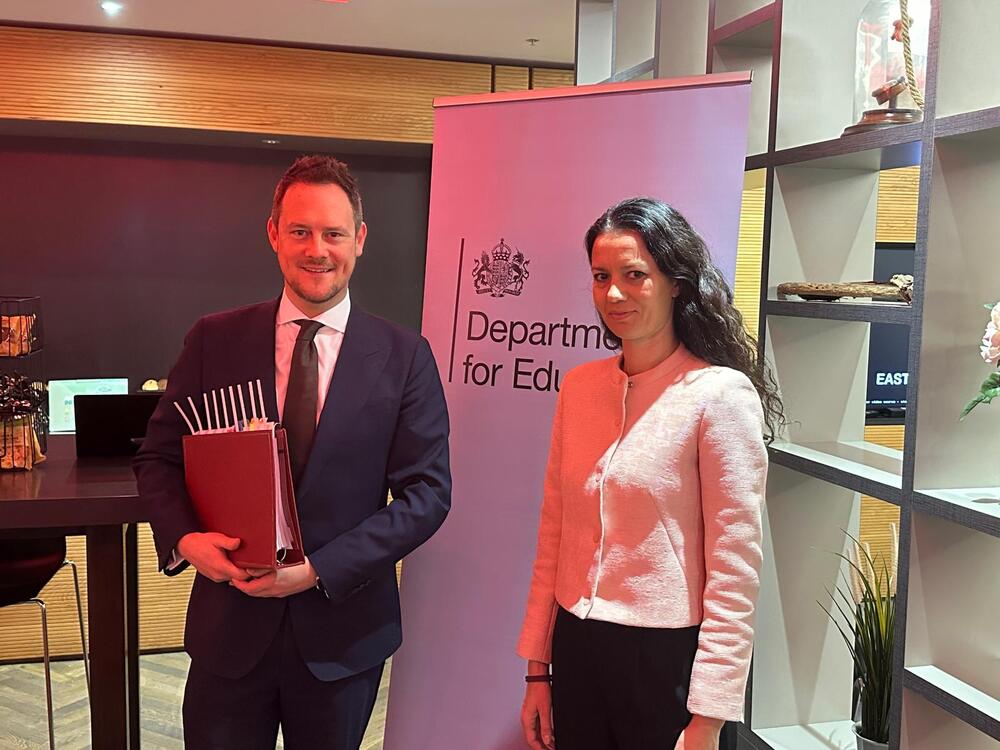 Bulgaria, UK to Exchange Expertise in Hi-Tech Application in Educational Process