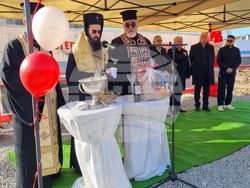 Сливен - първа копка - хипермаркет