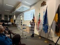 Събитие с лекция на тема „Предимствата на еврозоната за България“ организираха от Генералното консулство на България в Мюнхен