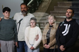 Летище София - моряци - Георг Георгиев - Елена Йончева - брифинг