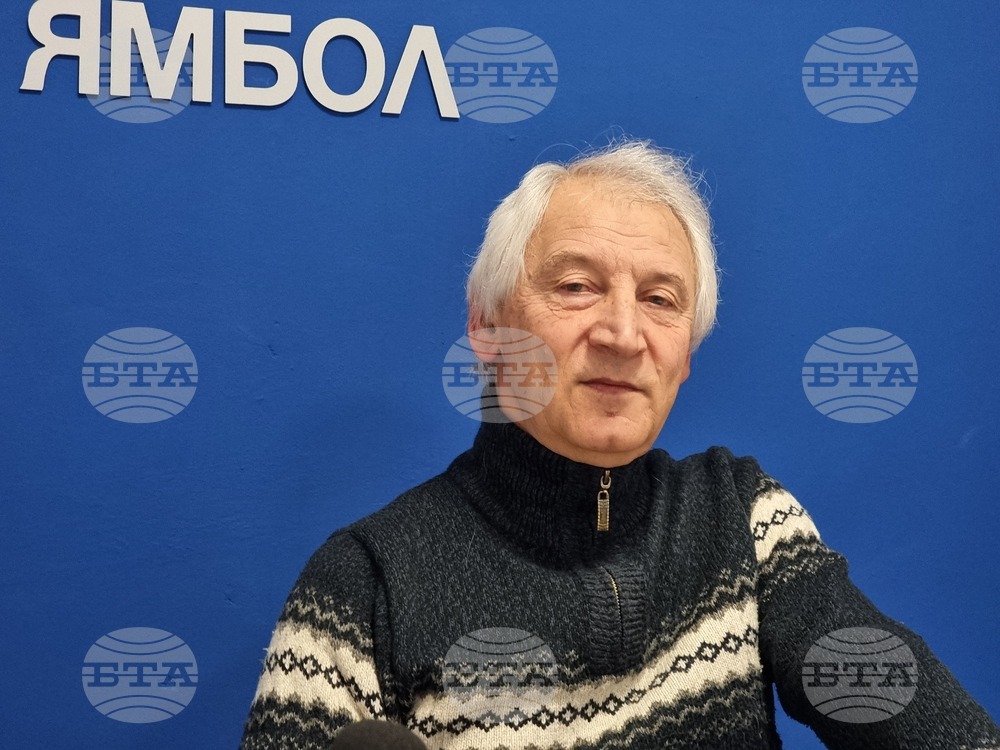 Издания като сп. ЛИК имат съществен принос за създаване на бъдещото „общество на знанието“, каза литературният критик Димитър Бечев в Ямбол