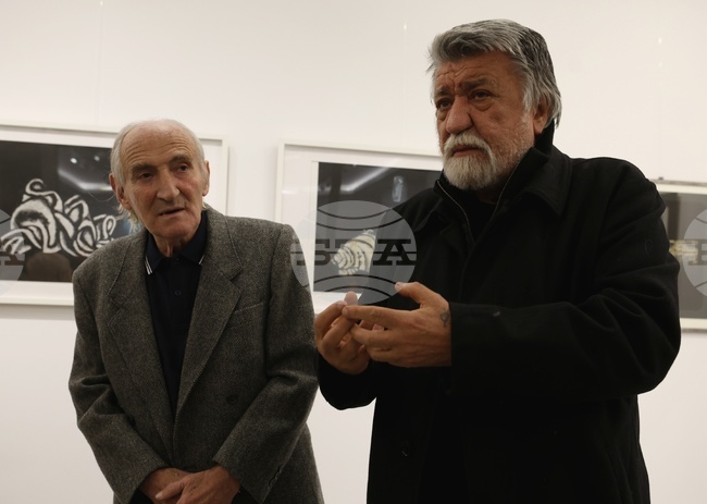 От всяко нещо може да стане изкуство, каза пред БТА художникът Иван Нинов