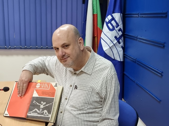 Представяне на  януарския брой на списание ЛИК в пресклуба на БТА във Велико Търново