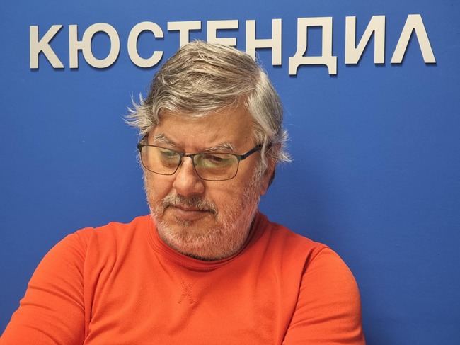 Харесвах ЛИК, защото само там можех да прочета за „Пинк Флойд“ или „Юрая Хийп“, разказа колекционерът от Кюстендил Севделин Атанасов