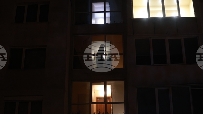 Пожар е възникнал в апартамент на възрастно семейство в Пловдив, хората са с леки изгаряния