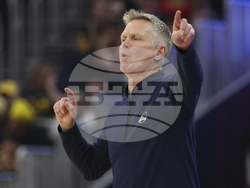 Bulls Warriors Basketball