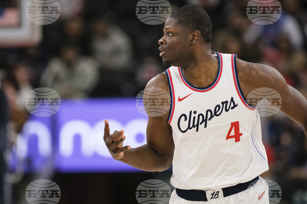 Торонто Раптърс ще привлече центъра Мо Бамба