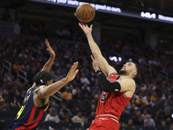 Bulls Warriors Basketball