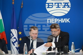 Национален пресклуб на БТА Перник - Община Перник- БТА -  договор - подписване