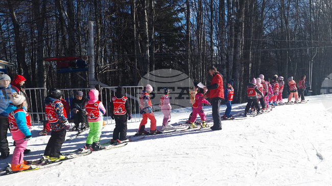 Седмото издание на инициативата „Научи се да караш ски“ в Троян започва на 19 януари