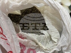 Трима самоковци са задържани за притежание на наркотици, съобщиха от полицията