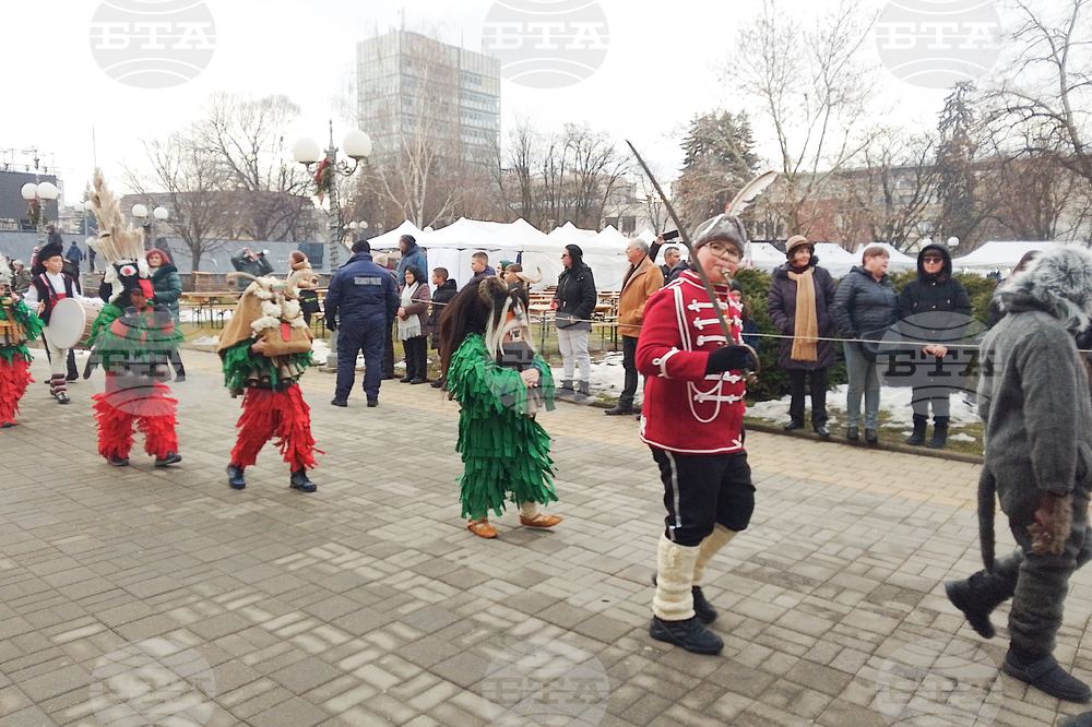 В Перник 23 януари ще бъде неучебен ден заради дефилето „Сурвакариада“
