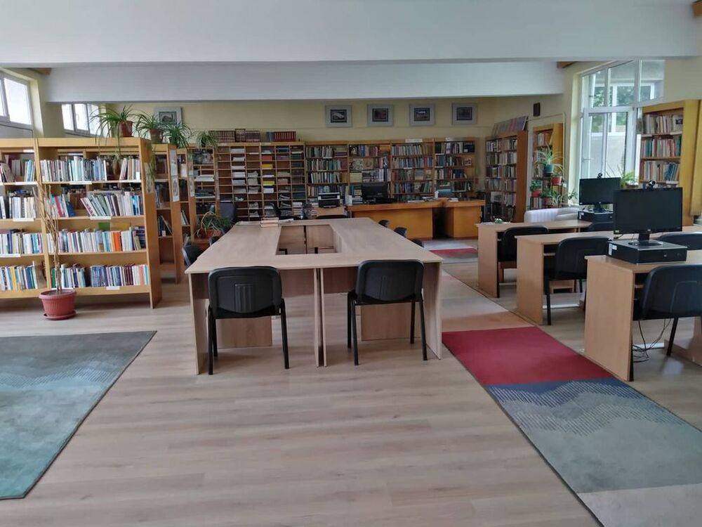 Юбилеен печат върху всяка книга ще поставя библиотека “Зора” в Сливен по повод 170-ата си годишнина