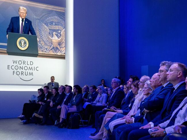 Европейски нюзрум: Изкуството на сделката: ЕС опитва да запази хладнокръвие пред Доналд Тръмп 