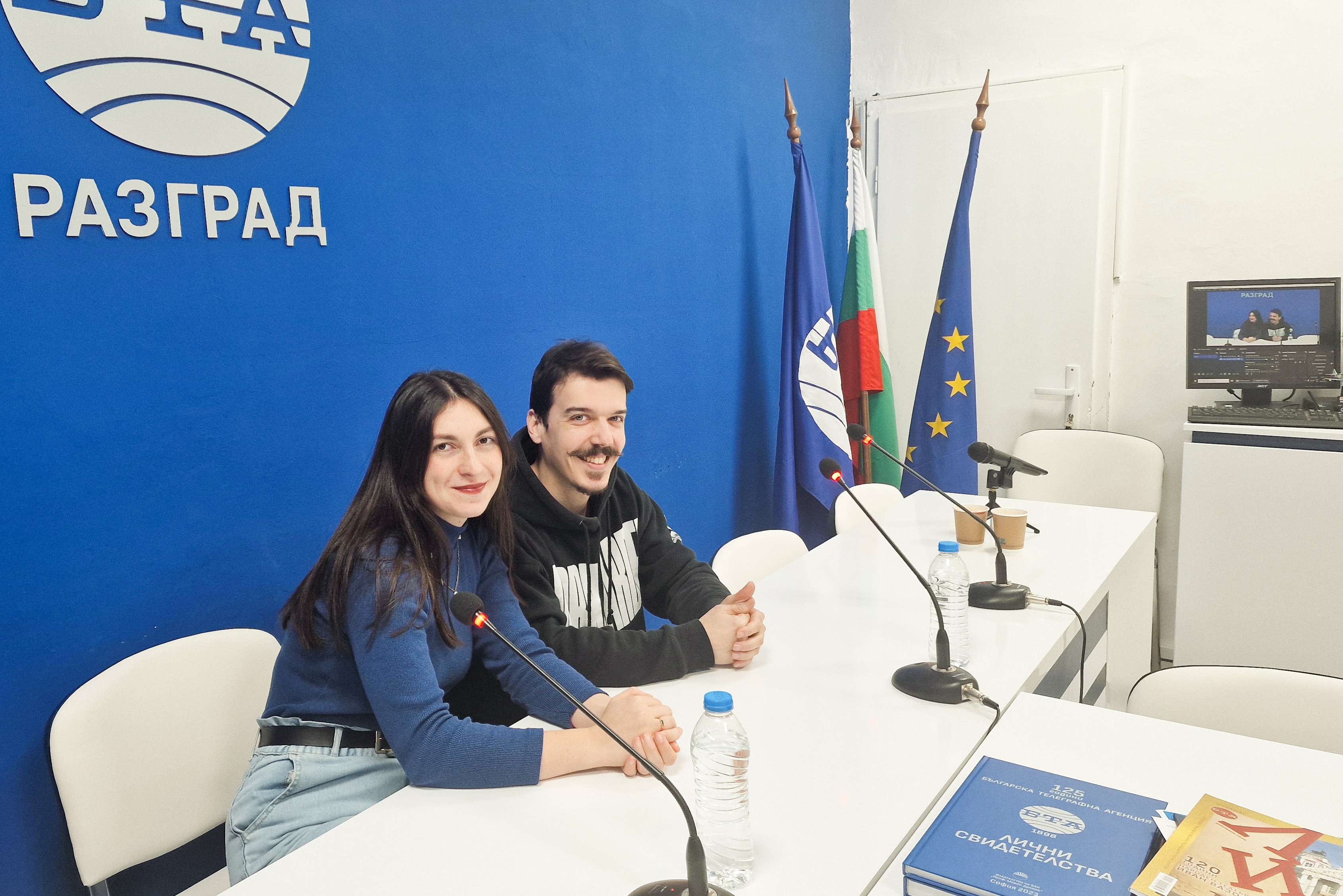 Представяне на поетично-музикалния пърформанс „Всичко, което не казват очите“ Представяне на поетично-музикалния пърформанс „Всичко, което не казват очите“