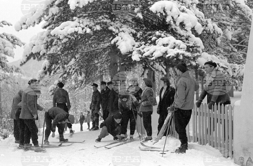 Курорт  "Вили Костенец"