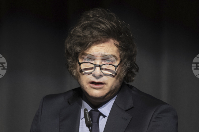 Аржентина ще забрани операциите за смяна на пола и хормоналните терапии на деца