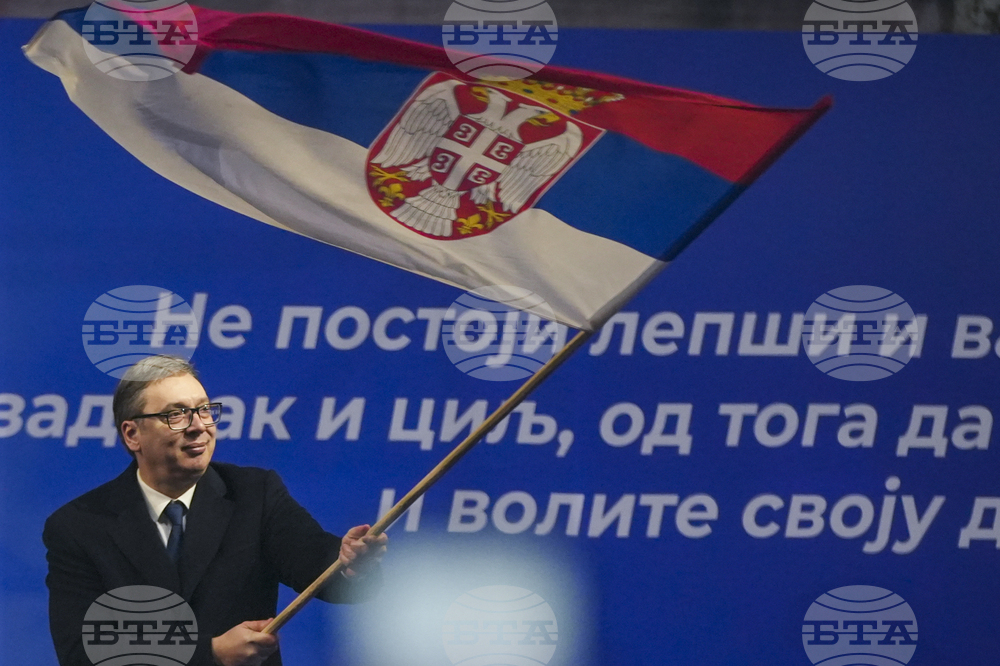 За националния празник на Сърбия студенти организират протест в Крагуевац, президентът Александър Вучич очаква привържениците си в Сремска Митровица