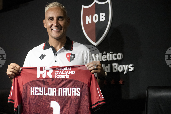 38-годишният Кейлор Навас се присъедини към мексиканския Унам Пумас