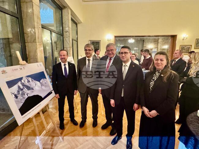 Bulgarian Embassy in Turkiye, Turkish Scientific and Technical Research Council Present Exhibition on Cooperation in Polar Research