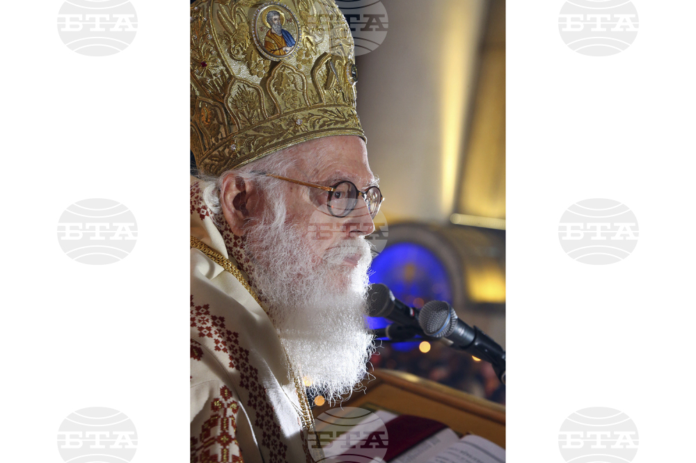 Patriarch Daniil Condoles Over Passing of Albanian Archbishop Anastasios