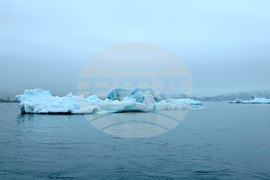 Антарктида - остров Ливингстън - залив Фолс бей - дейности