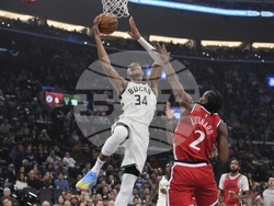 Bucks Clippers Basketball