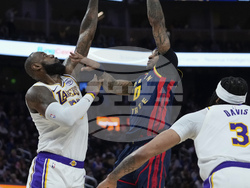 Lakers Warriors Basketball