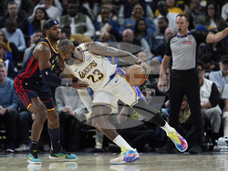 Lakers Warriors Basketball