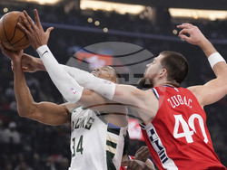 Bucks Clippers Basketball