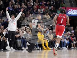 Bucks Clippers Basketball