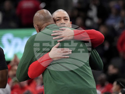 Bucks Clippers Basketball