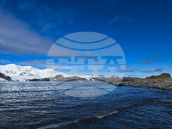 Антарктида - остров Ливингстън - нос Ереби пойнт - дейности