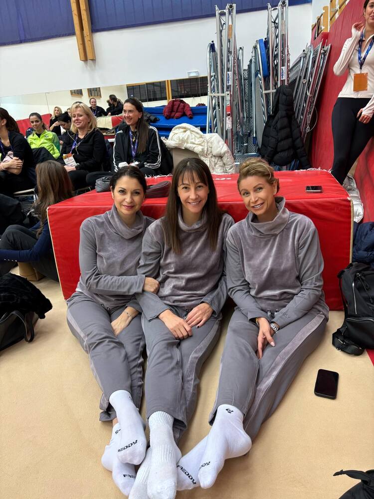 Треньорките по художествена гимнастика Бранимира Маркова, Валентина Иванова и Весела Димитрова участваха в симпозиум на ФИГ в Париж