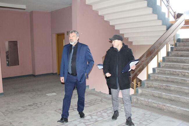 Областна администрация Русе: Официално бившият Педагогически институт в Русе мина под управлението на областния управител
