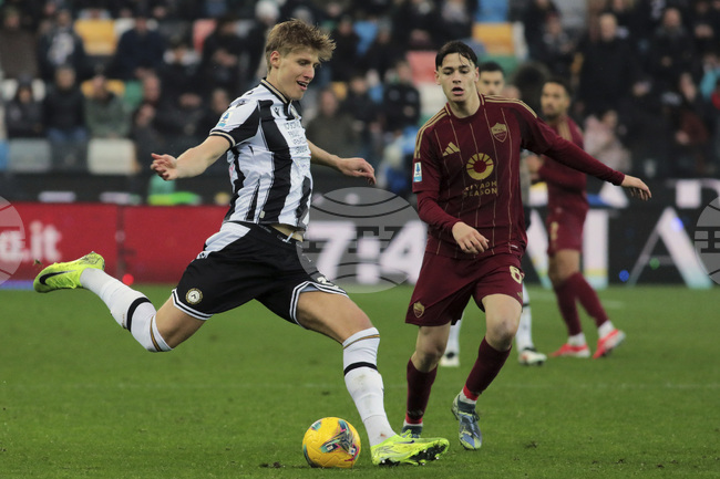 Милан иска да привлече защитника Томас Кристенсен от Удинезе